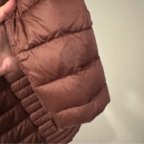 Patagonia Fiona Parka Women’s Small Dark Ruby Down Quilted Lightweight Coat - Picture 10 of 14